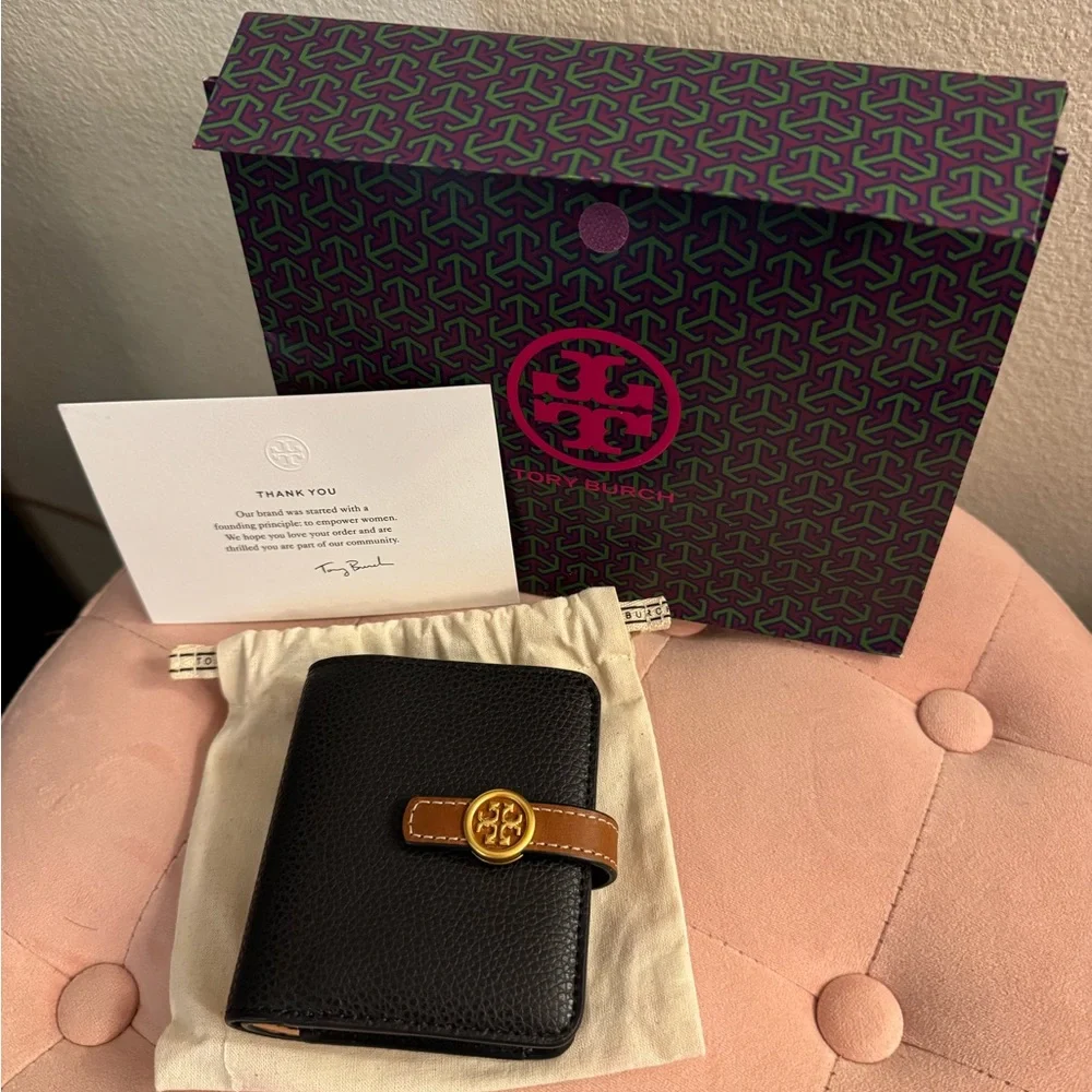 NWT Tory Burch Wallet